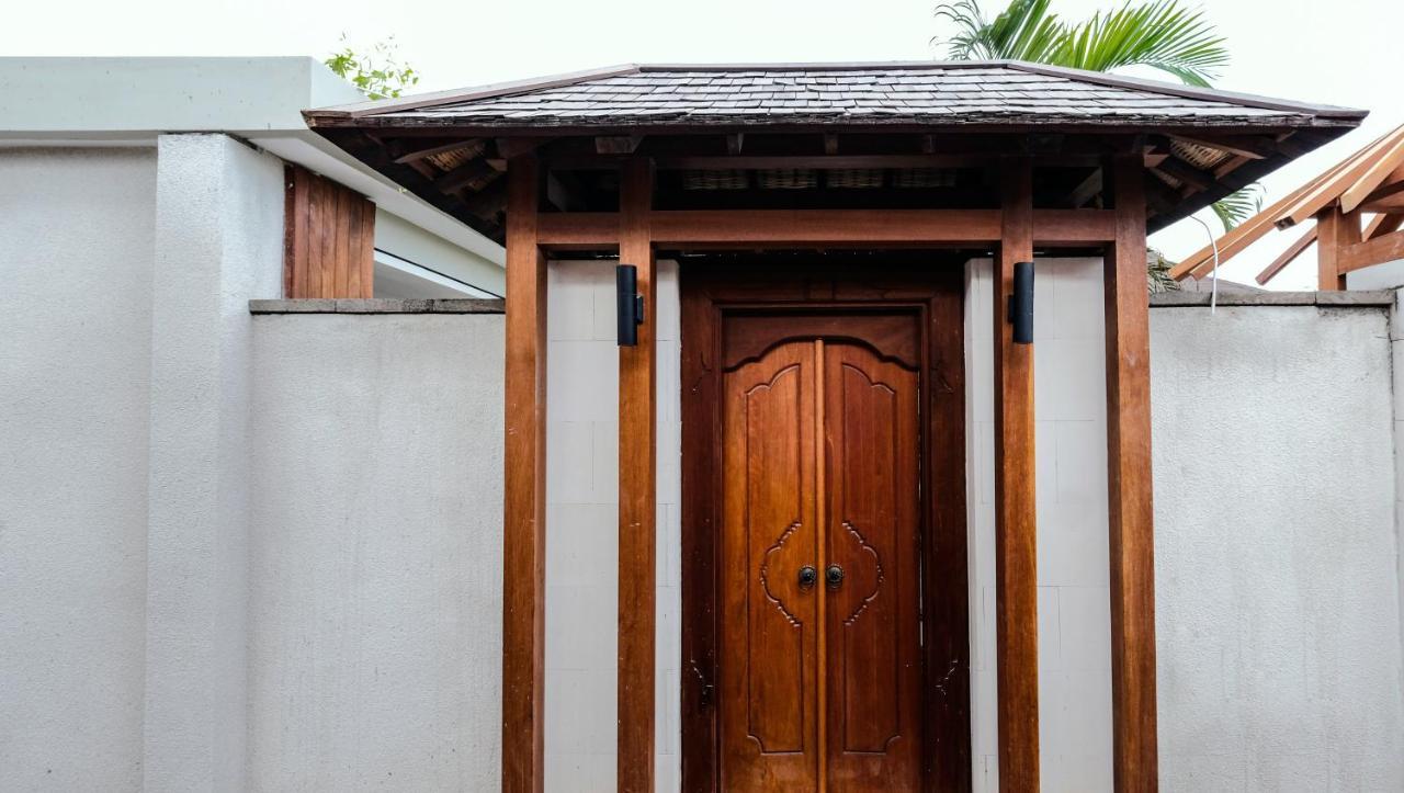 Sampatti Villas Seminyak Exterior foto